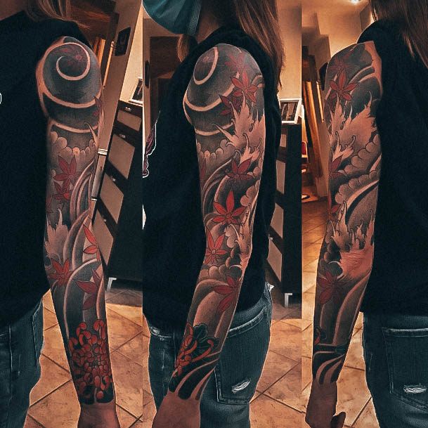 Delightful Tattoo For Women Full Sleeve Designs