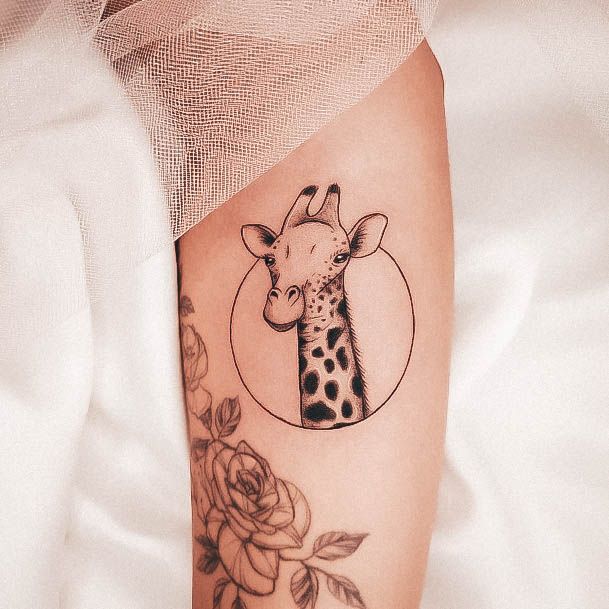 Delightful Tattoo For Women Giraffe Designs Circle Small