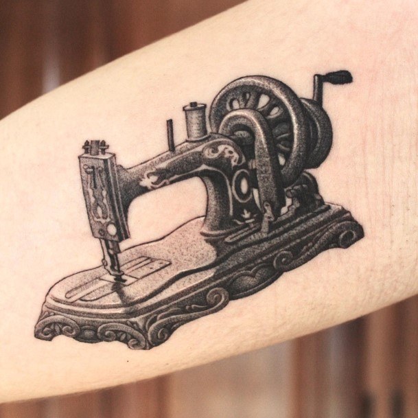 Delightful Tattoo For Women Sewing Machine Designs