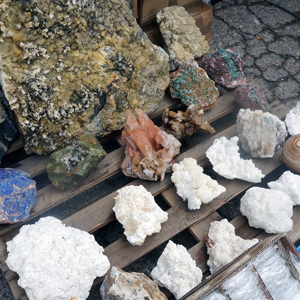 Denver Colorado Gem And Mineral Show White Crystals