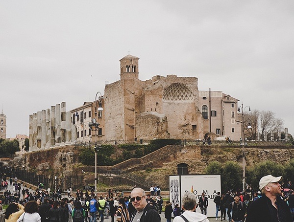 Destination Ideas Rome Colosseum Amphitheatre