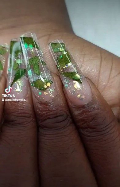 Di420 Females 420 Nail