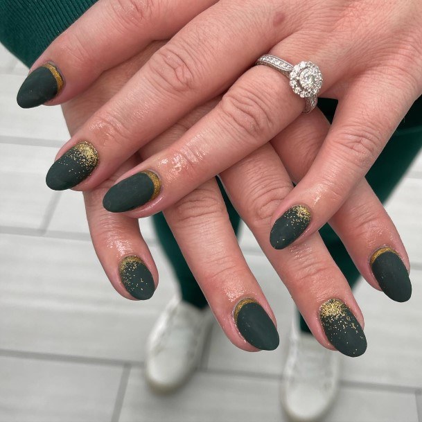 Dimatte Green Females Matte Green Nail