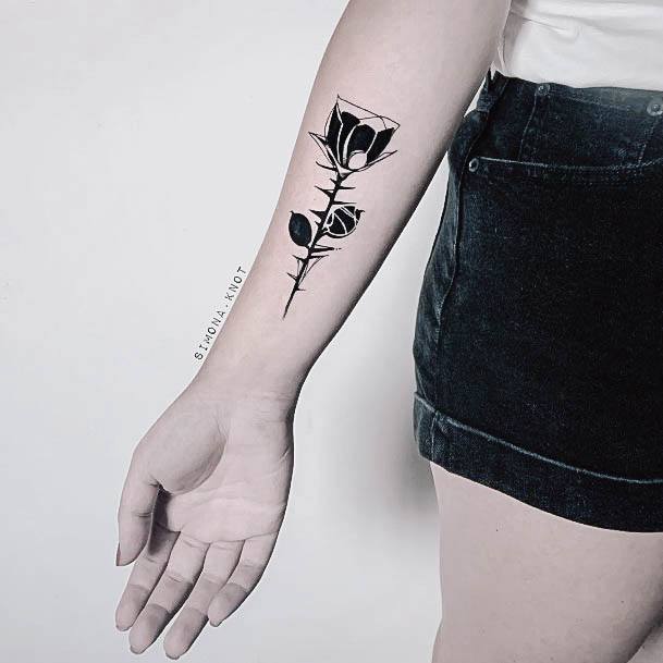 Distinctive Female Black Rose Tattoo Designs