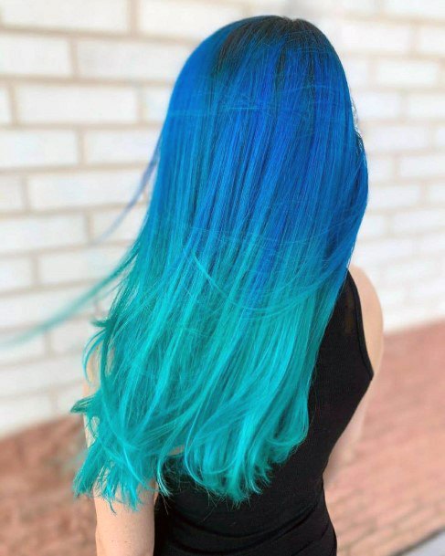 Distinctive Female Blue Hairstyles Ideas