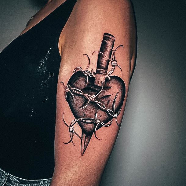 Distinctive Female Broken Heart Tattoo Designs