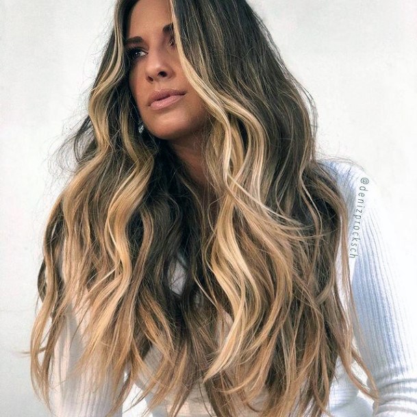 Distinctive Female Brown Ombre Hairstyles Ideas