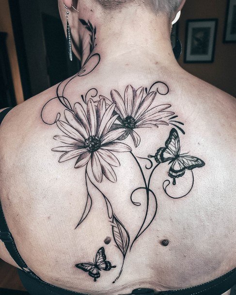 Distinctive Female Daisy Tattoo Designs