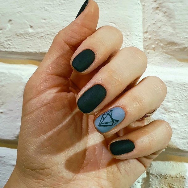 Distinctive Female Fox Nail Designs