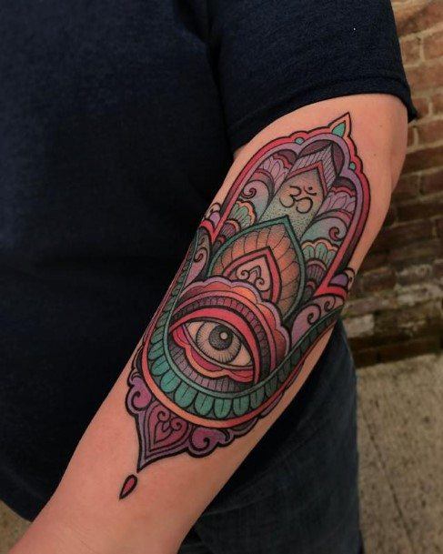 Distinctive Female Hamsa Tattoo Designs