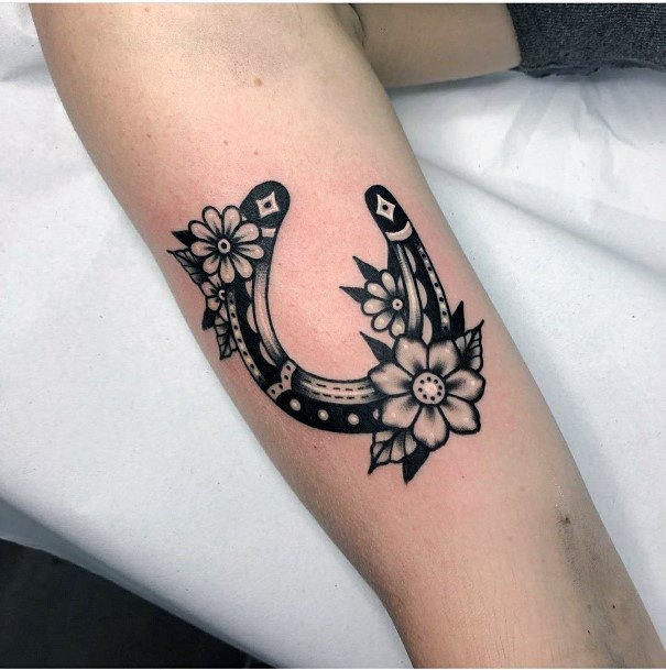 Distinctive Female Horseshoe Tattoo Designs