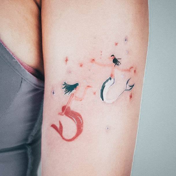 Distinctive Female Mermaid Tattoo Designs Simple