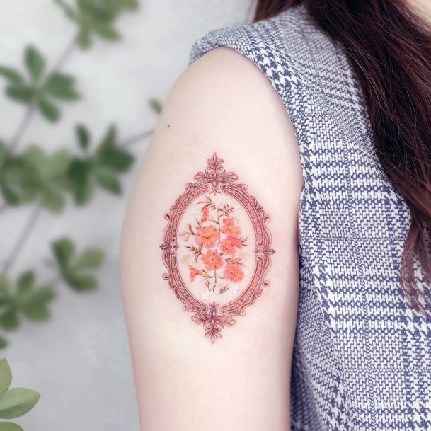 Distinctive Female Pendant Tattoo Designs