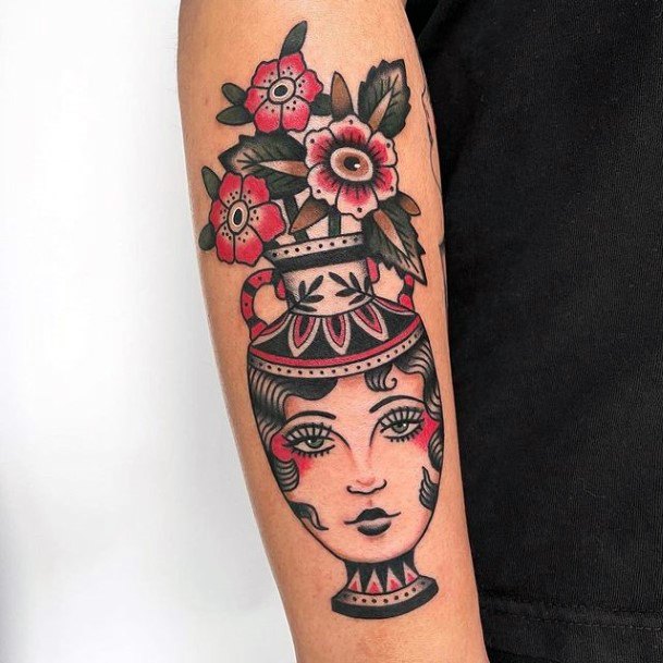 Distinctive Female Pottery Tattoo Designs