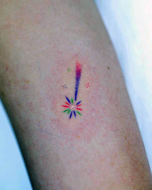 Distinctive Female Shooting Star Tattoo Designs