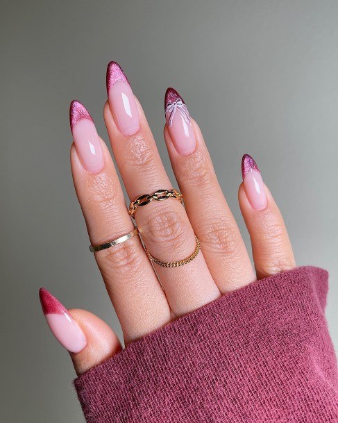 Distinctive Female Velvet Nail Designs