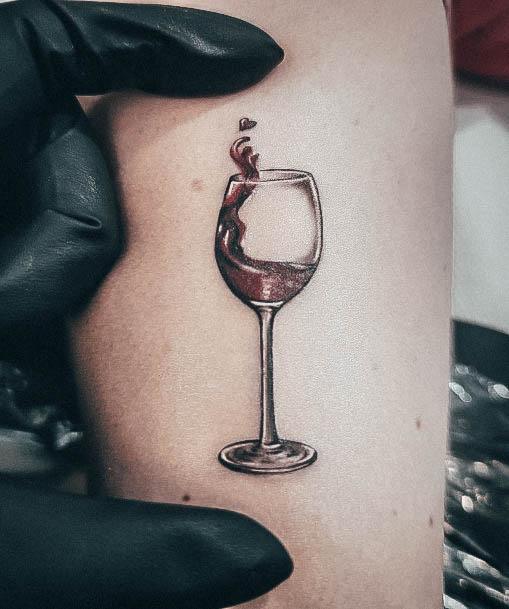 Diwine Glass Females Wine Glass Tattoo