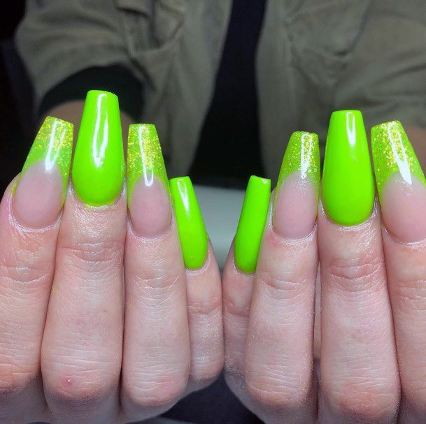 Dizzying Bright Lime Green Nails