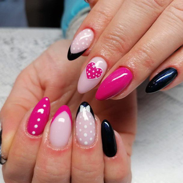 Dotted Heart Art Attractive Nails