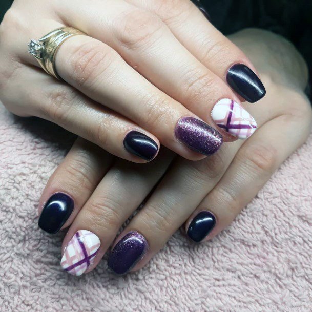 Eggplant Checkered Nails Women