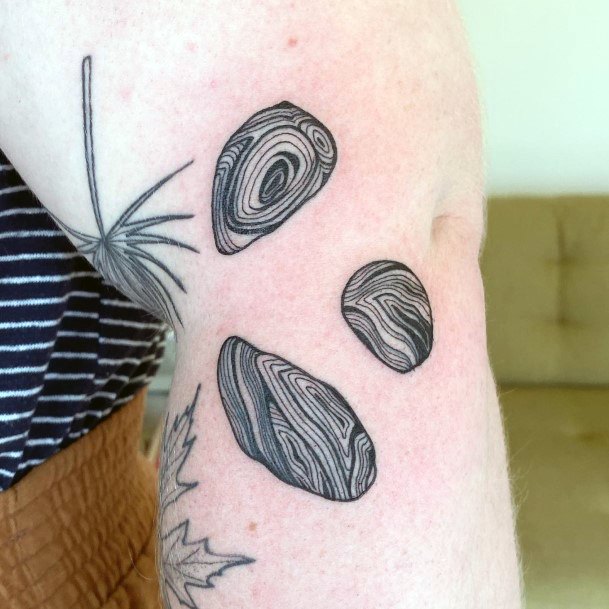 Elaborate Styles For Womens Agate Tattoo