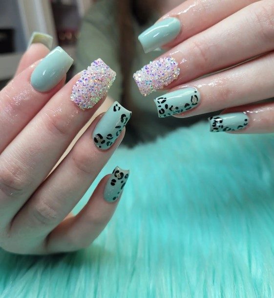 Elaborate Styles For Womens Caviar Nail