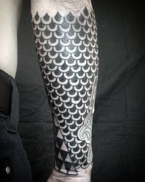 Elaborate Styles For Womens Fish Scales Tattoo