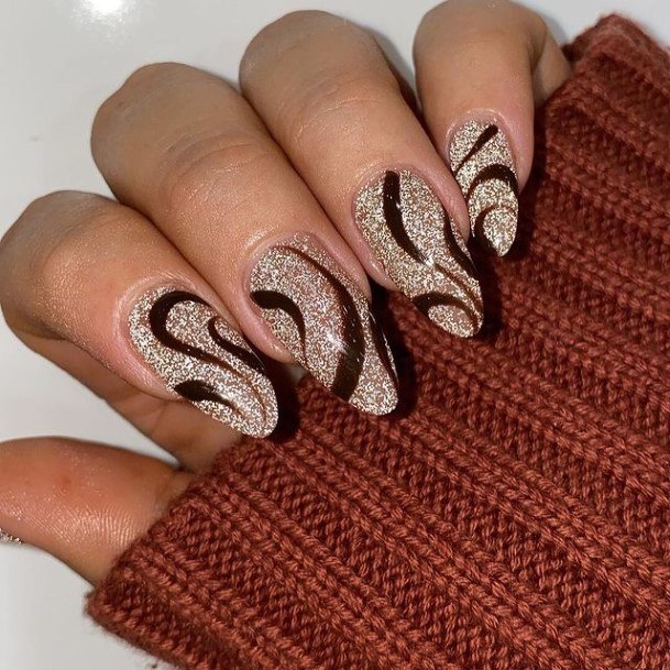 Elaborate Styles For Womens Gold Nail