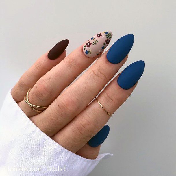 Elaborate Styles For Womens Navy Blue Dress Nail