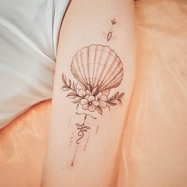 Elaborate Styles For Womens Seashell Tattoo