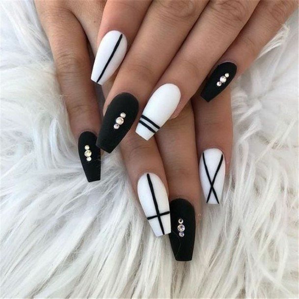 Elaborate Styles For Womens Striped Nail