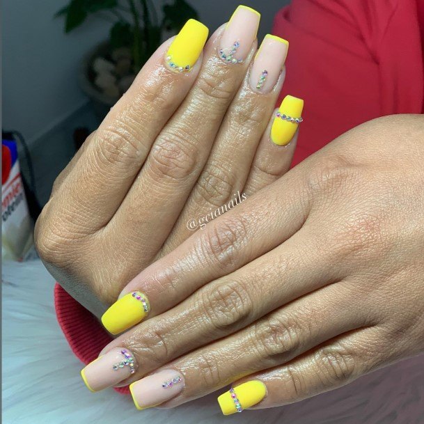 Elaborate Styles For Womens Yellow With Diamonds Nail