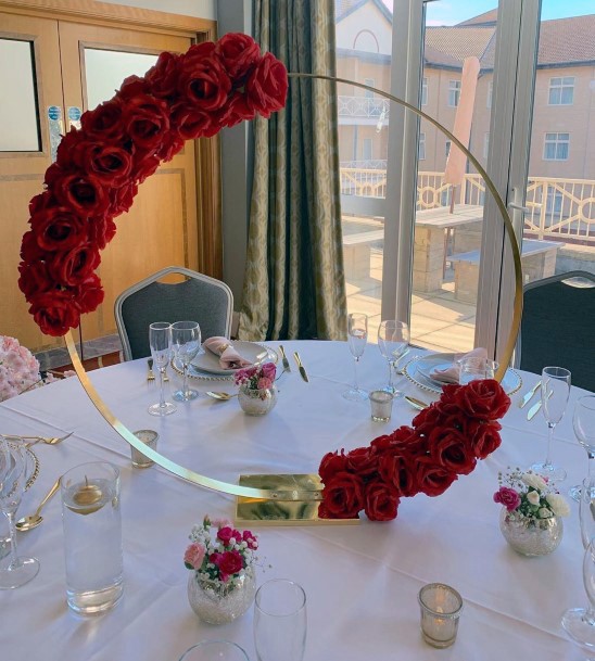 Elegant Ring Plant Stand With Red Roses Wedding Centerpiece Ideas