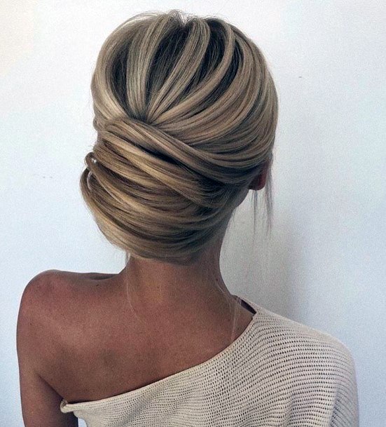 Elegant Smooth Pull Back Into Large Hair Fold Into Tucked Bun