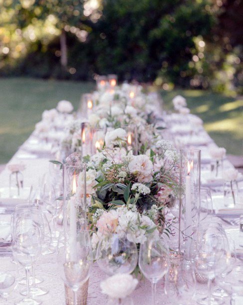 Elegant White Plush Floral Greenery Decoration Ideas For Wedding Reception