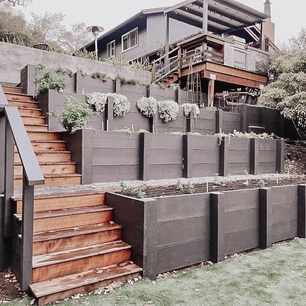 Elevated Garden With Wood