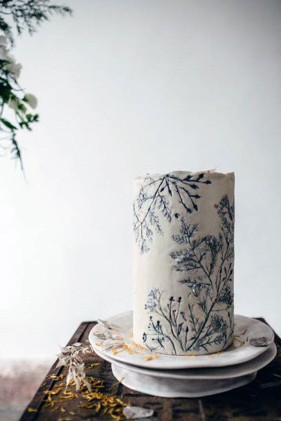 Embossed Green Stalks Art On Rustic Wedding Cake