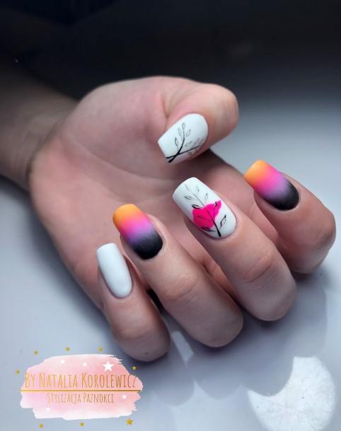 Enchanting Abstract Nail Ideas For Women