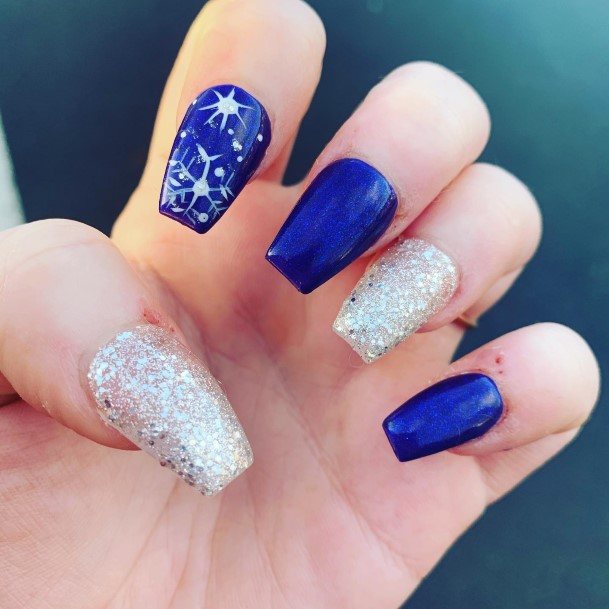 Enchanting Blue And Silver Nail Ideas For Women