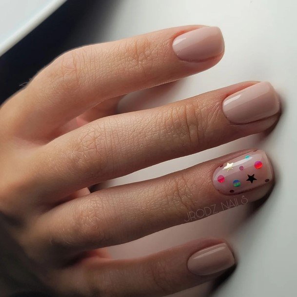 Enchanting Confetti Nail Ideas For Women