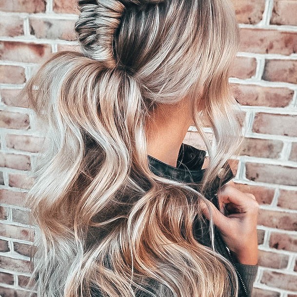 Enchanting Fall Hairstyles Ideas For Women