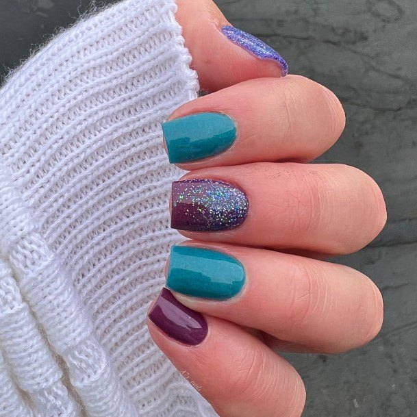 Enchanting Glitter Ombre Nail Ideas For Women