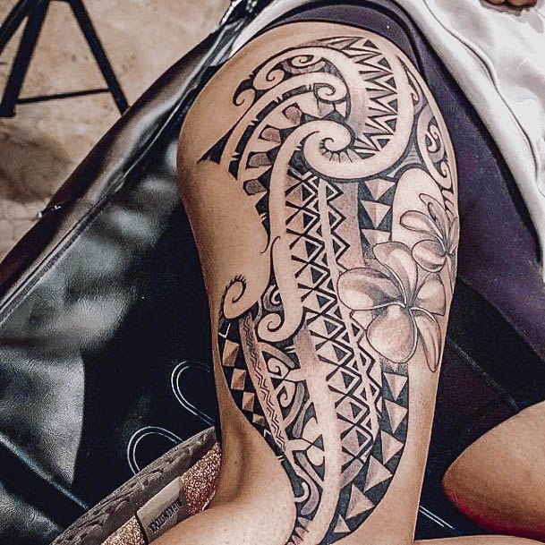 Enchanting Hawaiian Tattoo Ideas For Women