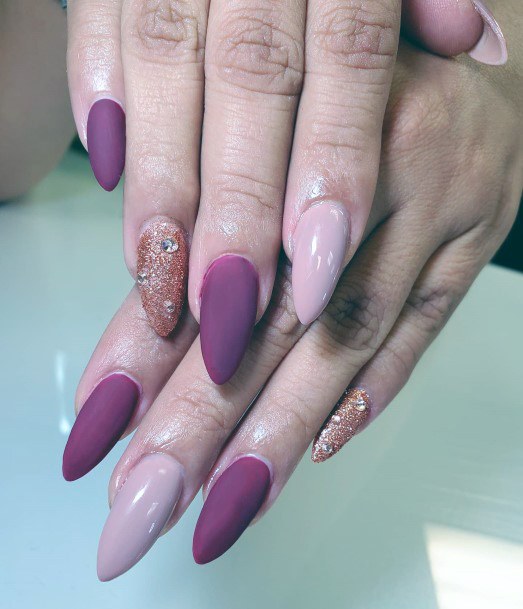 Enchanting Maroon And Pink Nail Ideas For Women