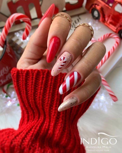 Enchanting Red Glitter Nail Ideas For Women