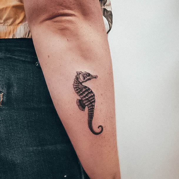 Enchanting Seahorse Tattoo Ideas For Women