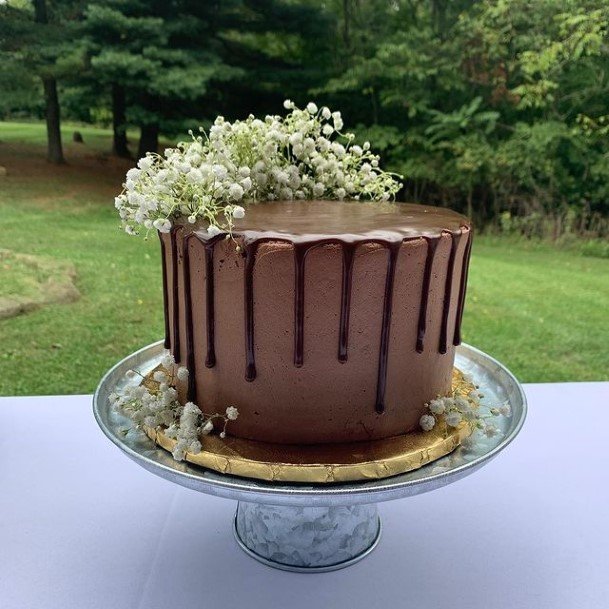 Enjoyable Wedding Chocolate Cake