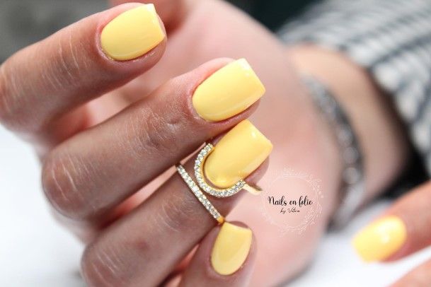 Excellent Girls Banana Nail Design Ideas