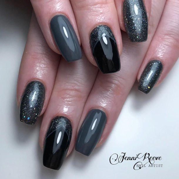 Excellent Girls Black And Grey Nail Design Ideas