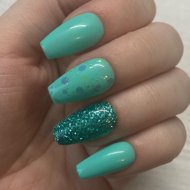 Excellent Girls Blue And Green Nail Design Ideas